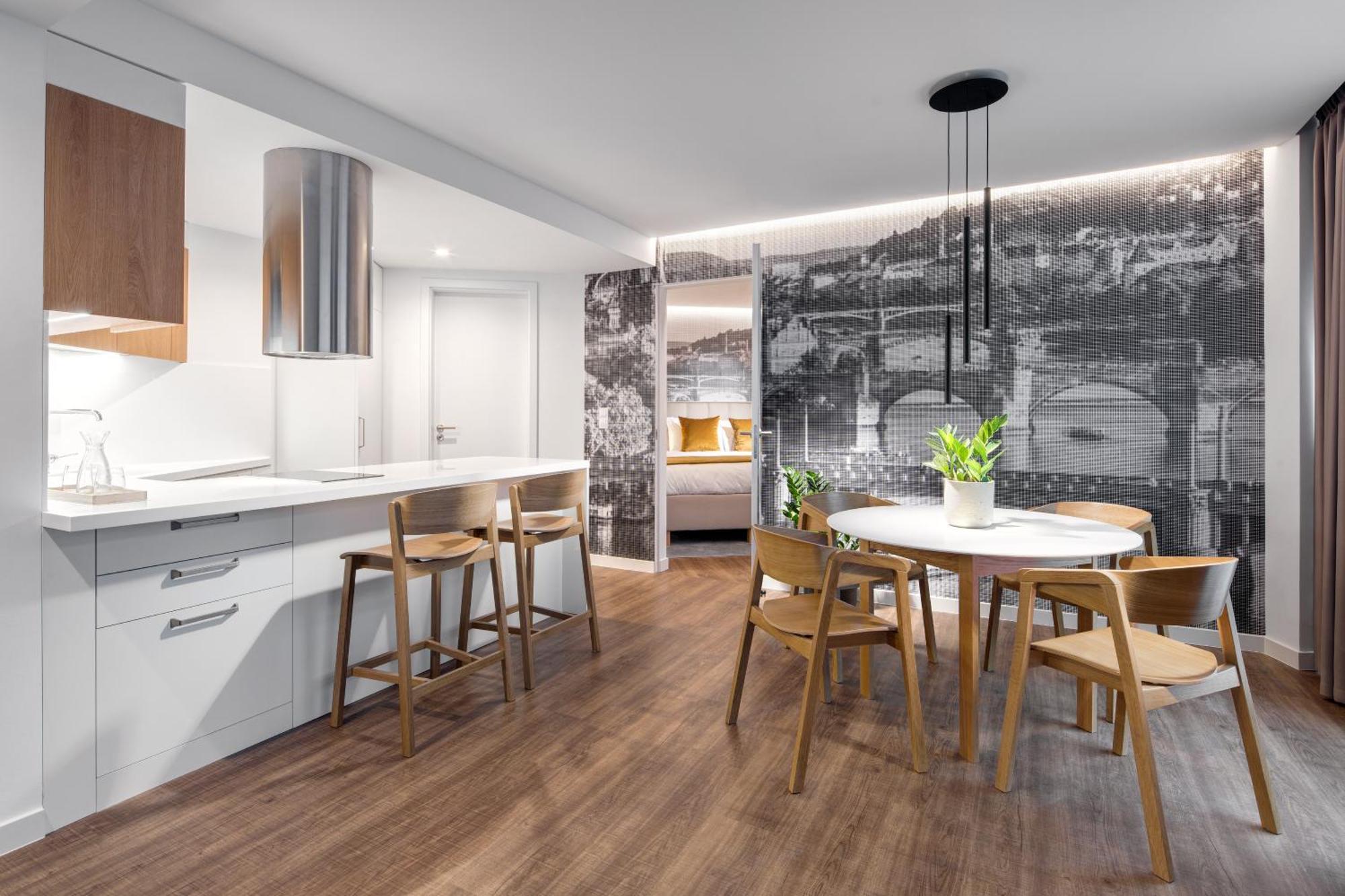 Two-Bedroom Apartment,1224147169:JPEG