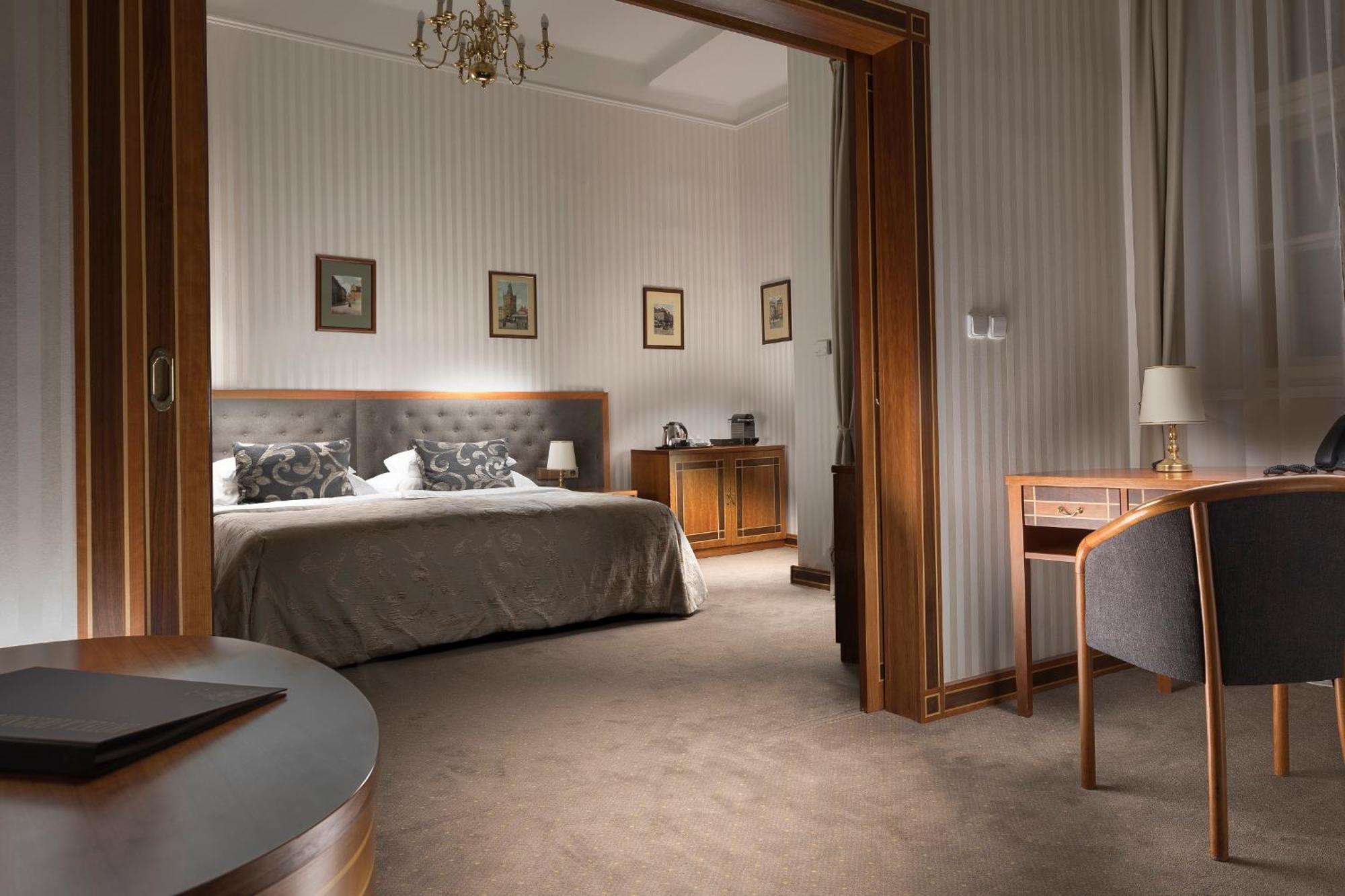 Deluxe Double or Twin Room