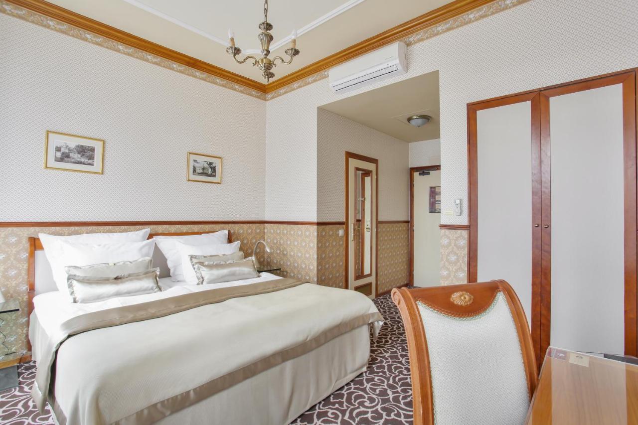 Two-Bedroom King Suite,1209798913:JPEG