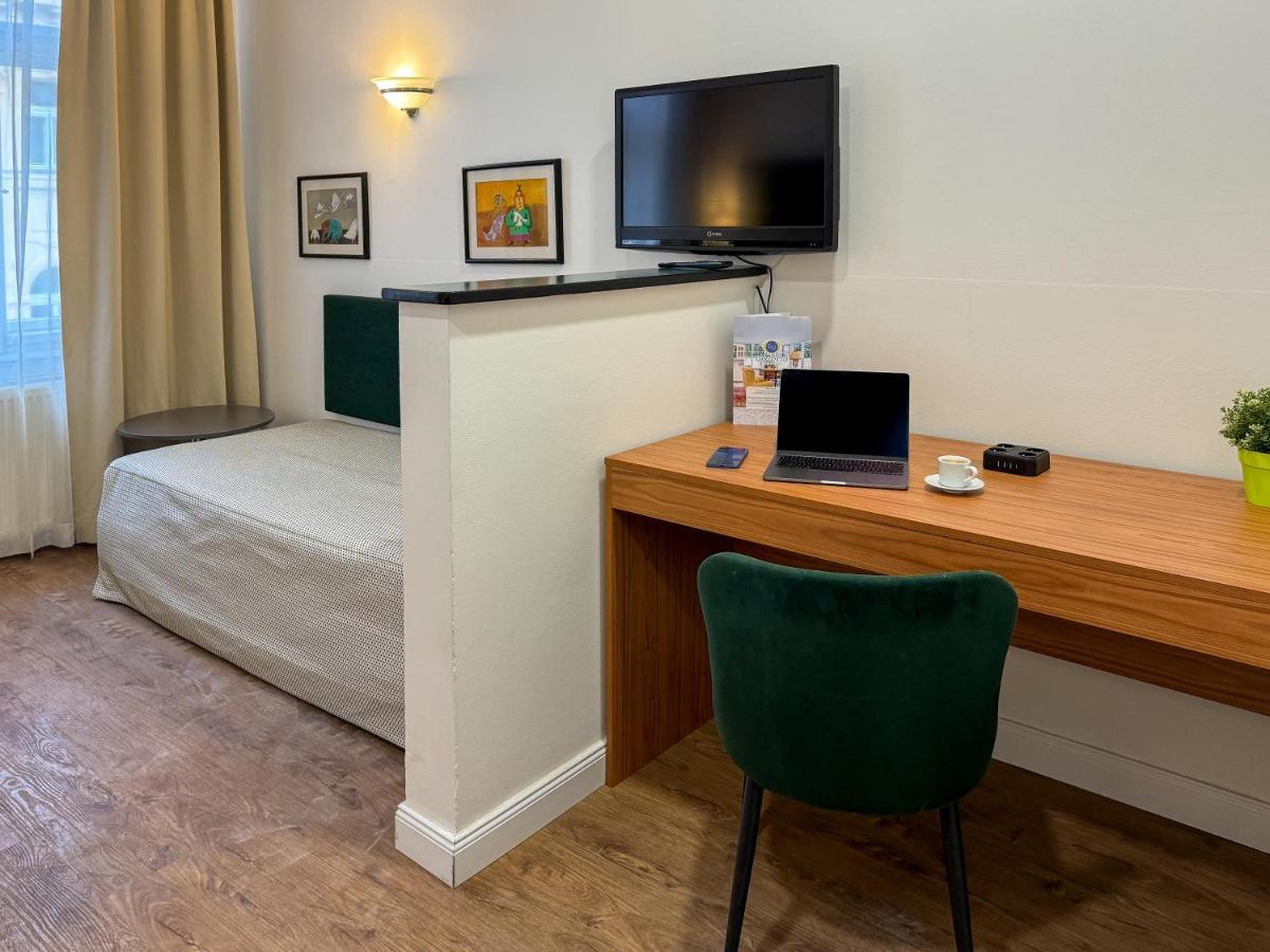 Comfort Room Street View