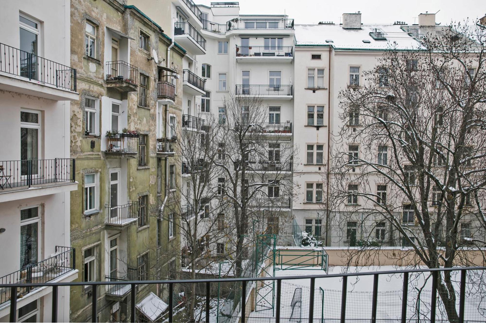 Medium Room Balcony