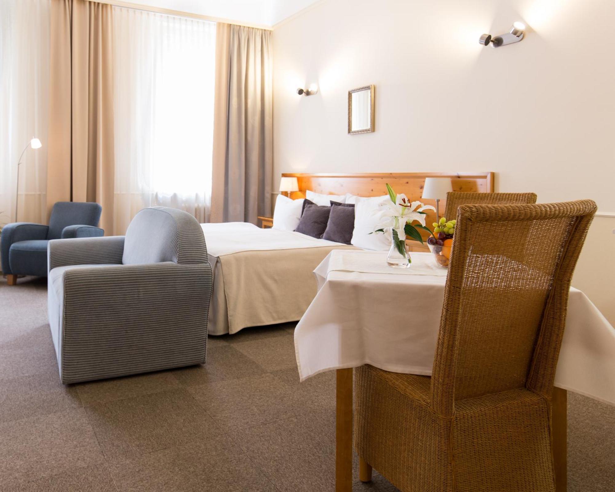 Deluxe Family Suite