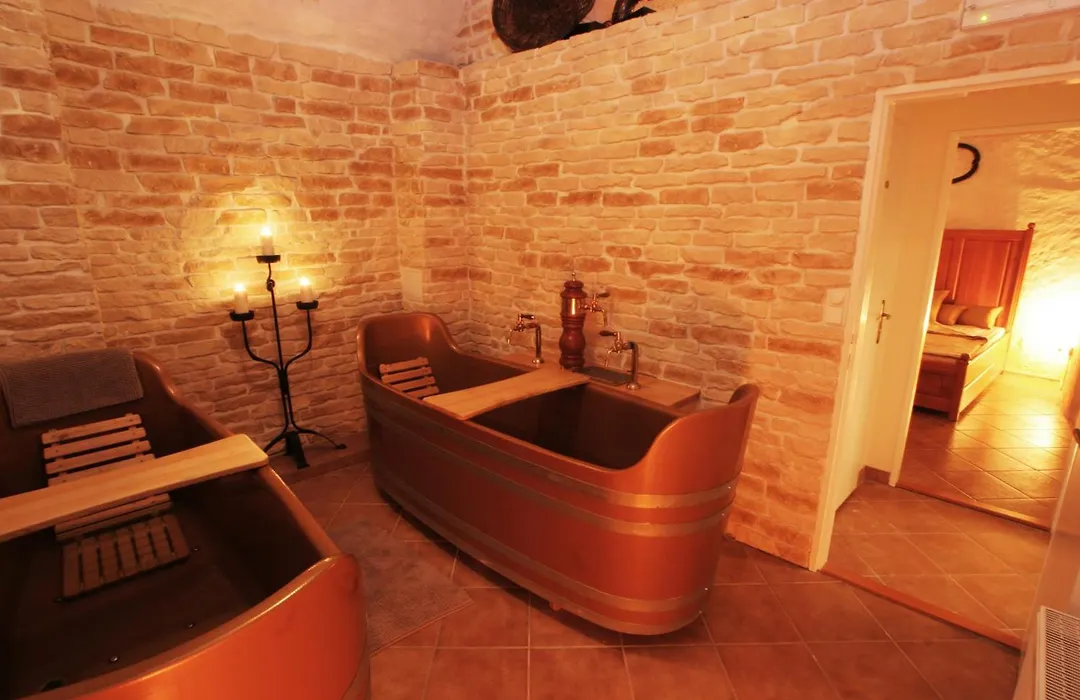 Hotel Metamorphis-1