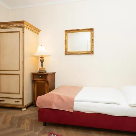 Boutique Hotel Green Lobster-3