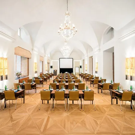 Mandarin Oriental, Prague-3